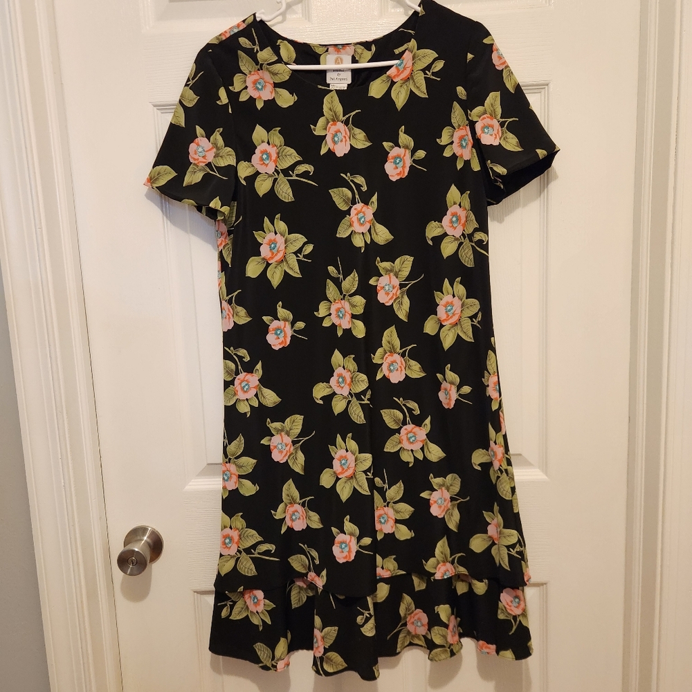 Size 14 Floral Black Dress
